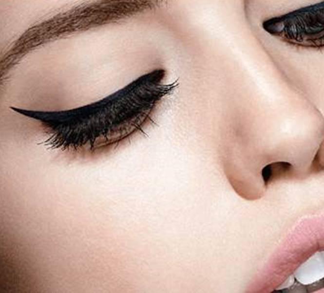 Maybelline New York- Colossal Kajal Khol Eyeliner- 01 Black - The Beauty League Pakistan