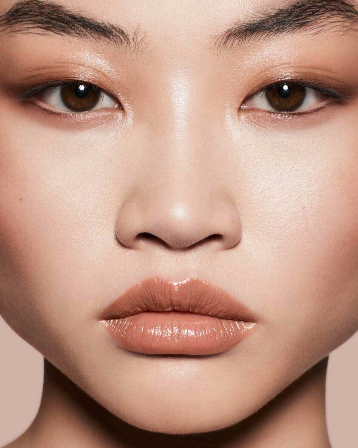 Fenty Beauty- Gloss Bomb Stix High-Shine Gloss Stick- Sorta Selfi$h