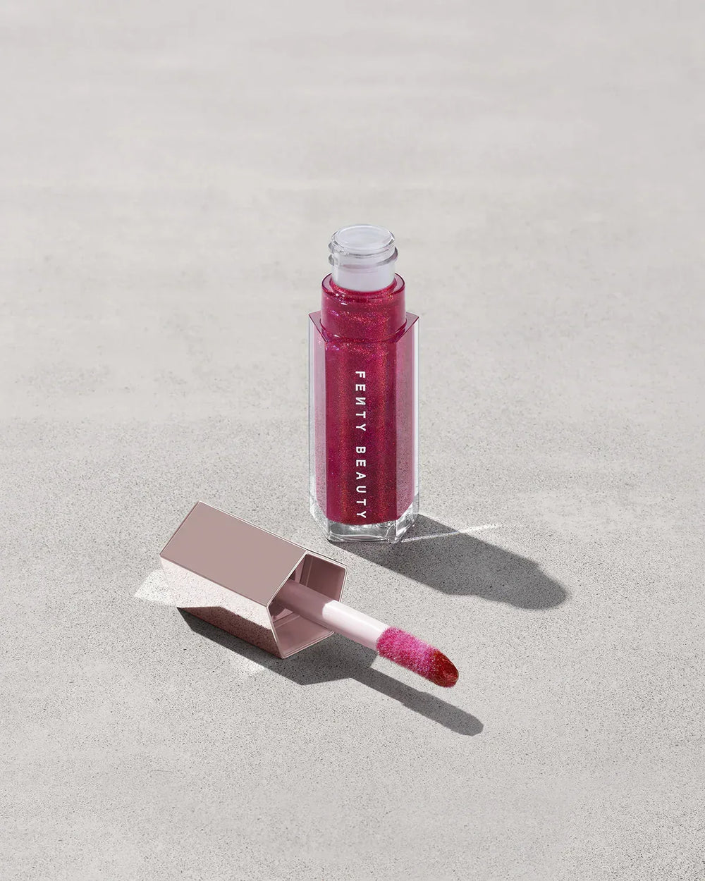 Fenty Beauty- Gloss Bomb Universal Lip Luminizer Fuchsia Flex - The Beauty League Pakistan