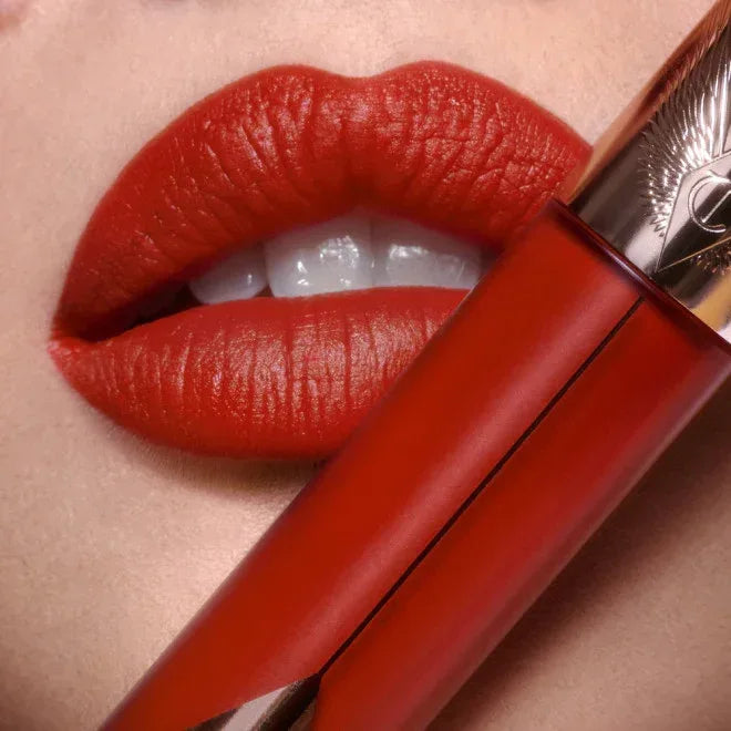 Charlotte Tilbury- AIRBRUSH FLAWLESS LIP FLAME BLUR - The Beauty League Pakistan