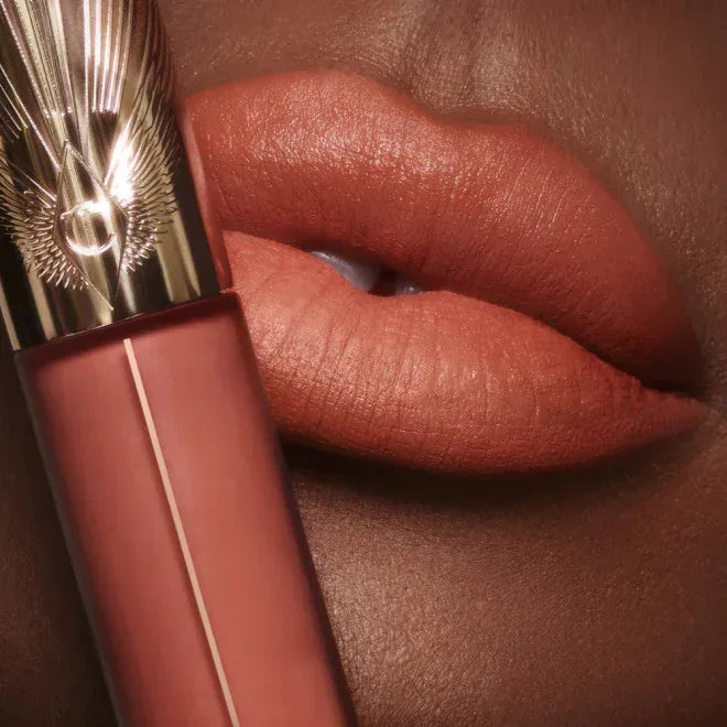 Charlotte Tilbury- AIRBRUSH FLAWLESS LIP HONEY BLUR - The Beauty League Pakistan