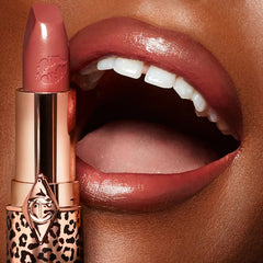 Charlotte Tilbury- Hot Lips 2 Glowing Jen