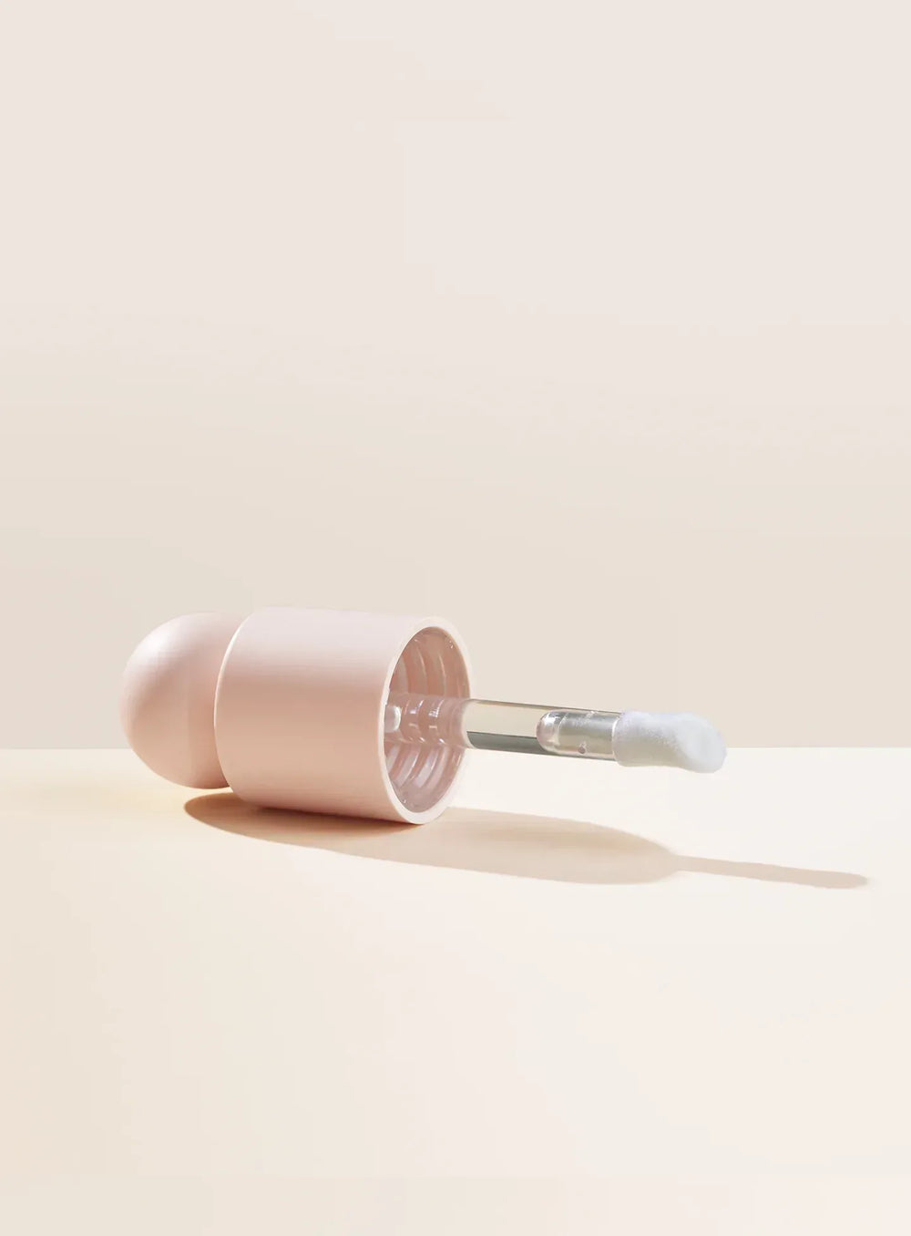 Rare Beauty- Positive Light Liquid Luminizer- Flaunt - The Beauty League Pakistan