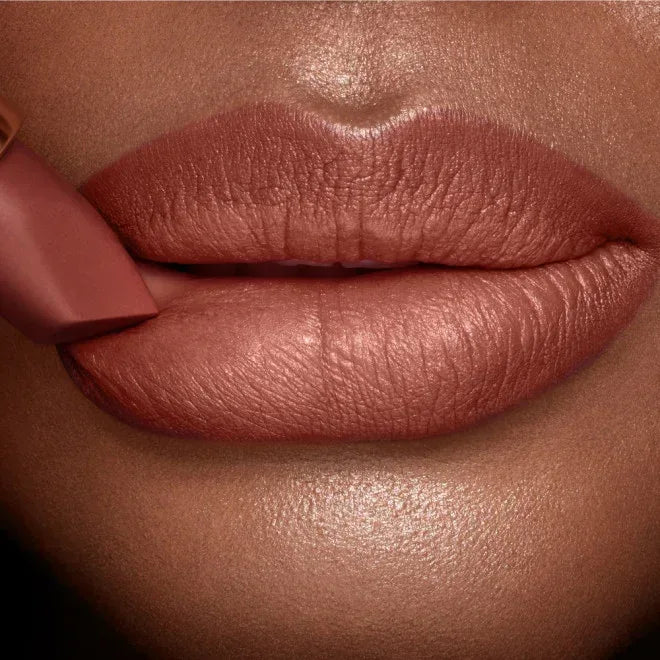 Charlotte Tilbury- THE SUPER NUDES MATTE REVOLUTION - SUPER FABULOUS - The Beauty League Pakistan