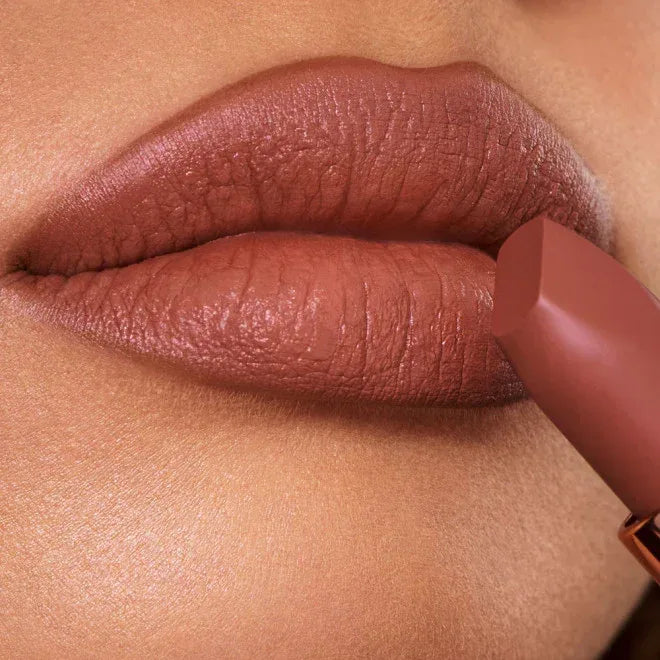 Charlotte Tilbury- THE SUPER NUDES MATTE REVOLUTION - SUPER FABULOUS - The Beauty League Pakistan