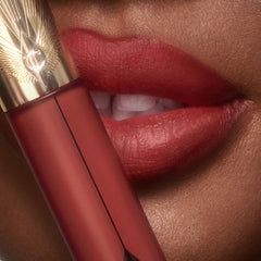 Charlotte Tilbury- AIRBRUSH FLAWLESS LIP WALK OF NO SHAME BLUR