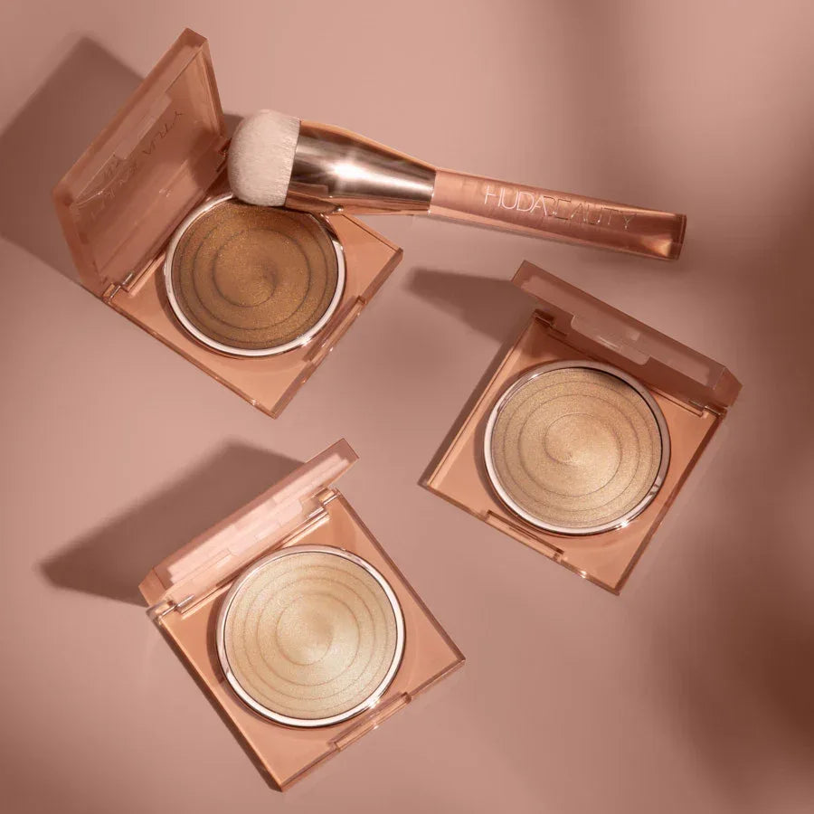 Huda Beauty- N.Y.M.P.H. Face Skin Perfector Brush - The Beauty League Pakistan