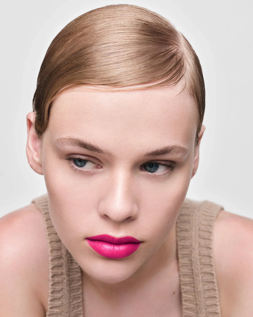 Prada Monochrome Soft Matte lipstick- P55 Fuxia - The Beauty League Pakistan