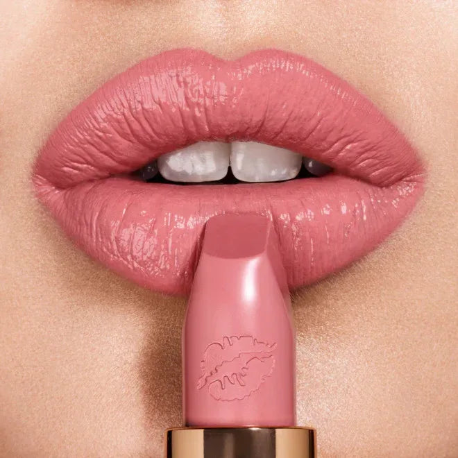Charlotte Tilbury- Hot Lips -LIV IT UP - The Beauty League Pakistan