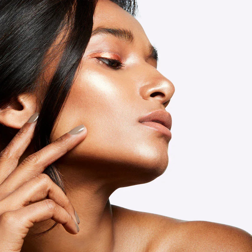 MAC- EXTRA DIMENSION SKINFINISH- Oh Darling! - The Beauty League Pakistan