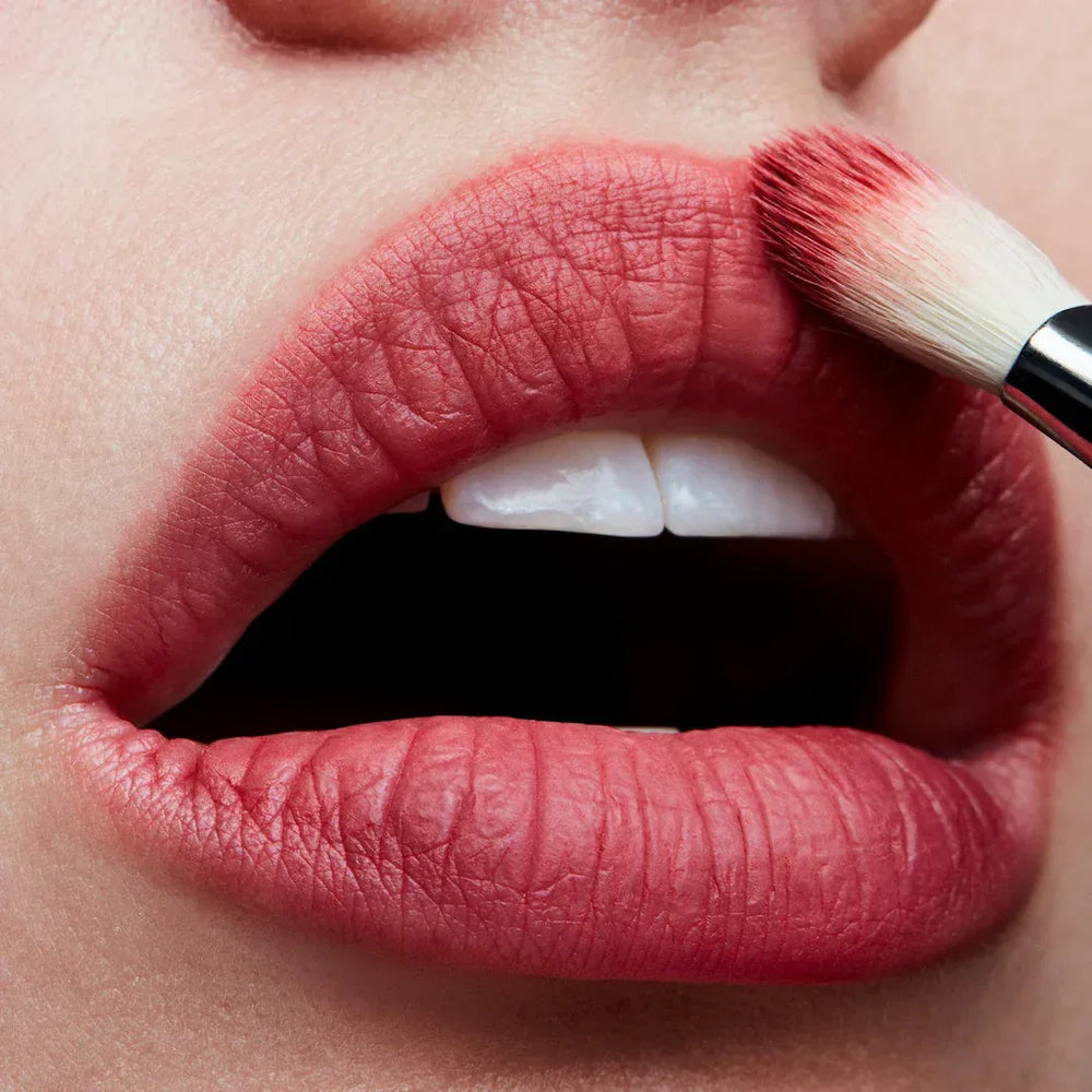 MAC- HAIL TO THE CHIC! LIPSTICK TRIO - The Beauty League Pakistan