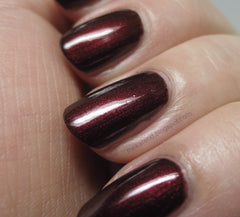 ESSIE Gel Nail Polish-Decadant & Divine