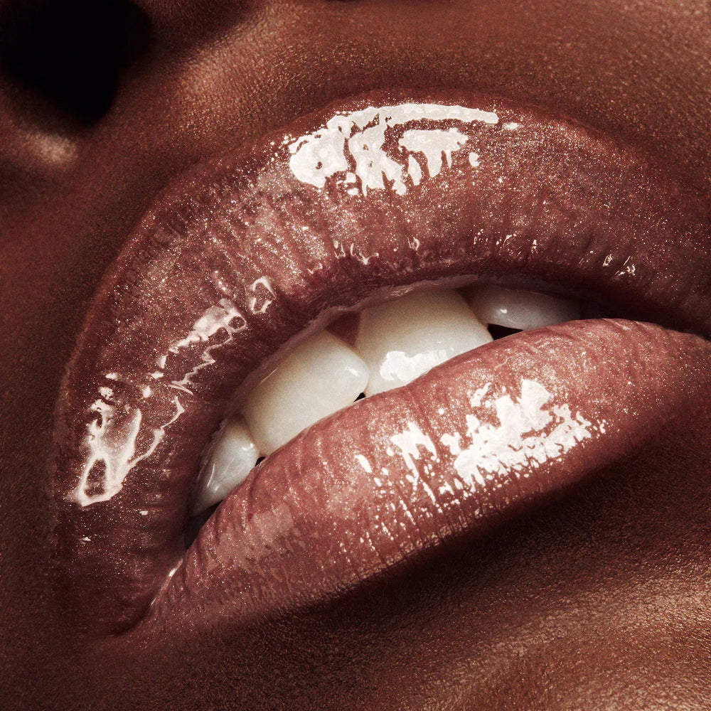 Fenty Beauty Gloss Bomb Universal Lip Luminizer- FU$$Y - The Beauty League Pakistan