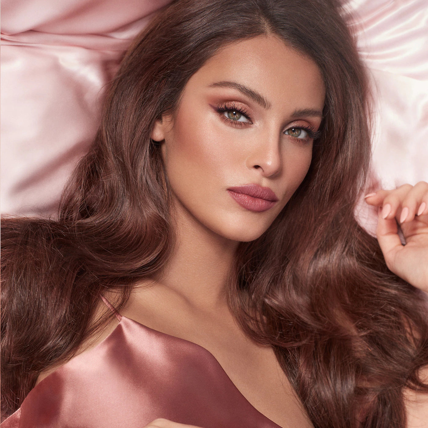 Charlotte Tilbury Cheek to Chic Blush - Pillow Talk Collection