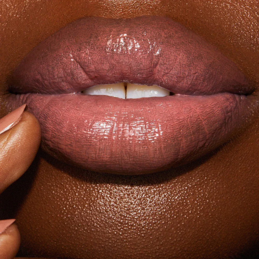 Charlotte Tilbury Hyaluronic Happikiss Lipstick Balm- Pillow Talk - The Beauty League Pakistan