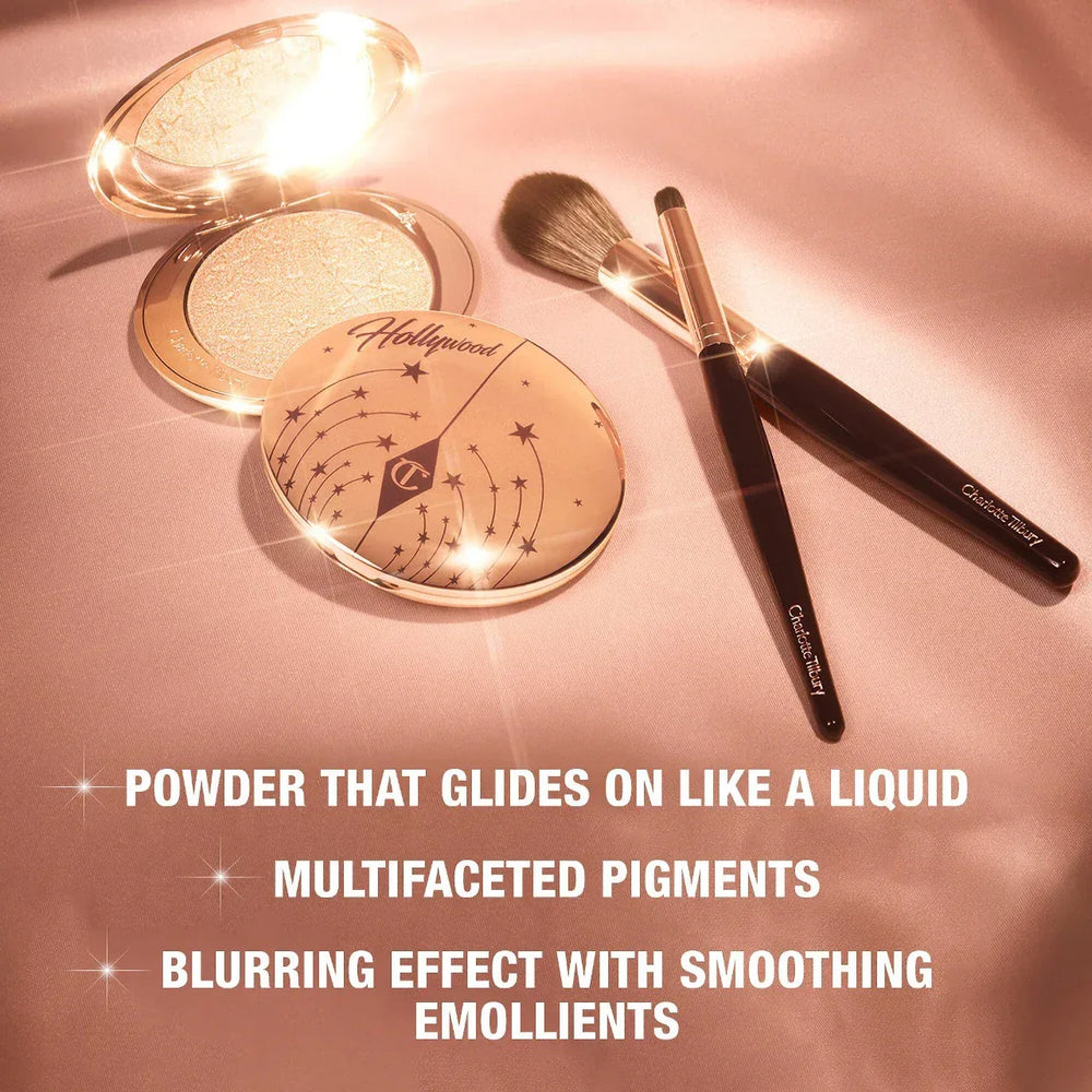 Charlotte Tilbury Glow Glide Face Architect Highlighter- Gilded Glow - The Beauty League Pakistan