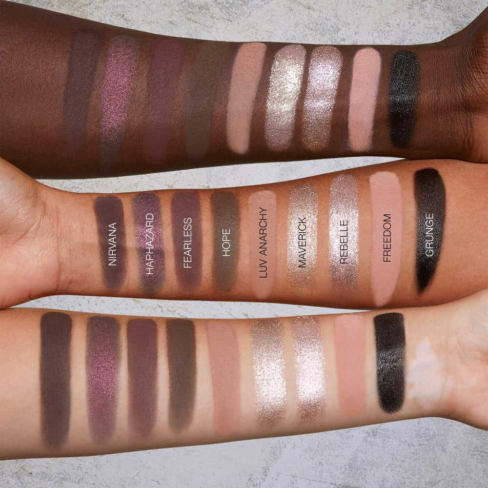HUDA BEAUTY Pretty Grunge Eyeshadow Palette - The Beauty League Pakistan