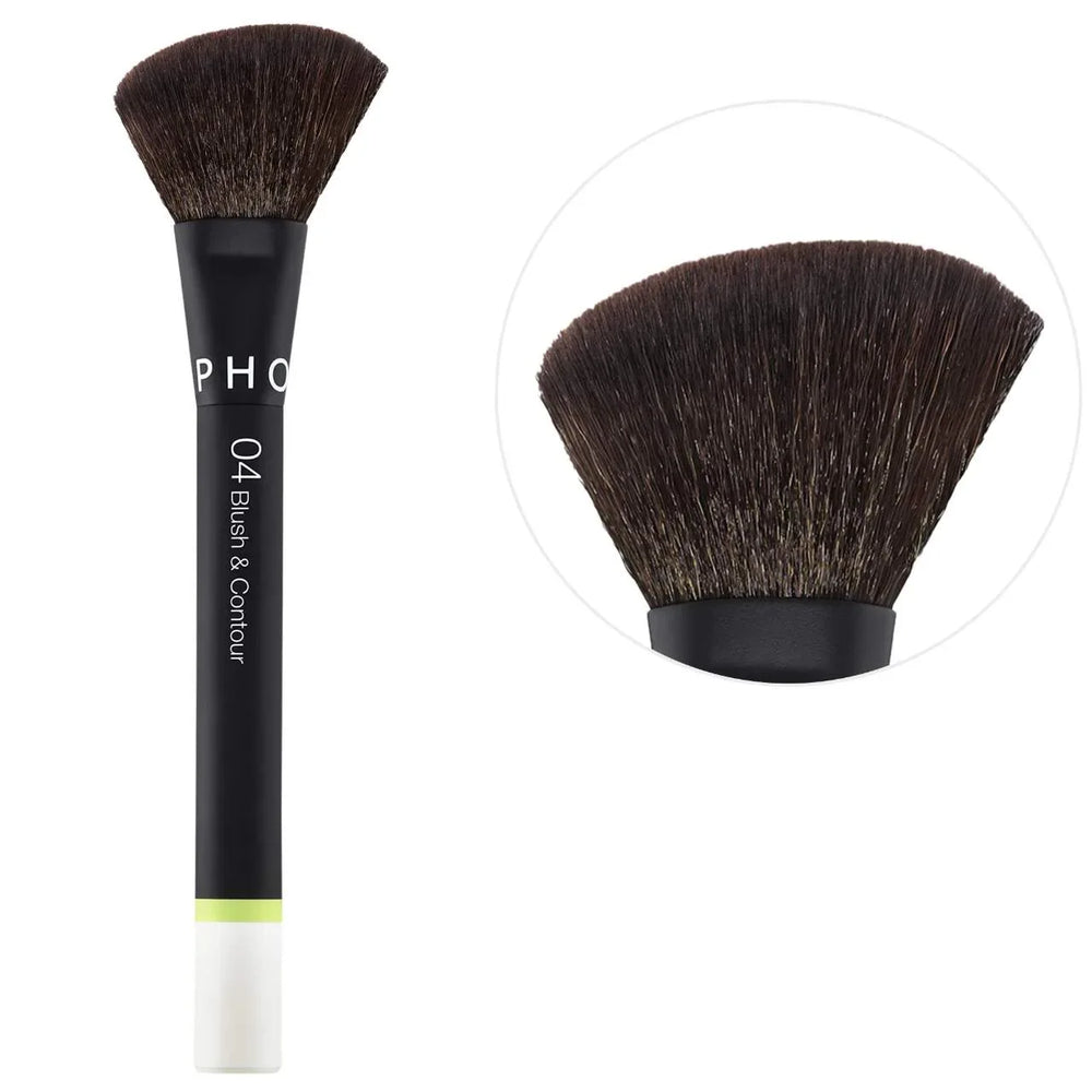 SEPHORA COLLECTION Essential Brush - 04 Cheek - The Beauty League Pakistan