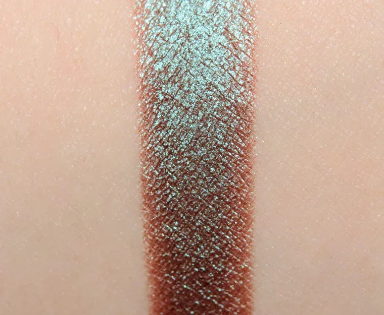 Urban Decay Eyeshadow - Lounge - The Beauty League Pakistan