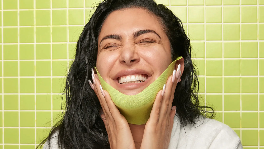 Huda Beauty- Wishful Chin Lift Peptide & Niacinamide Sculpting Sheet Mask - The Beauty League Pakistan