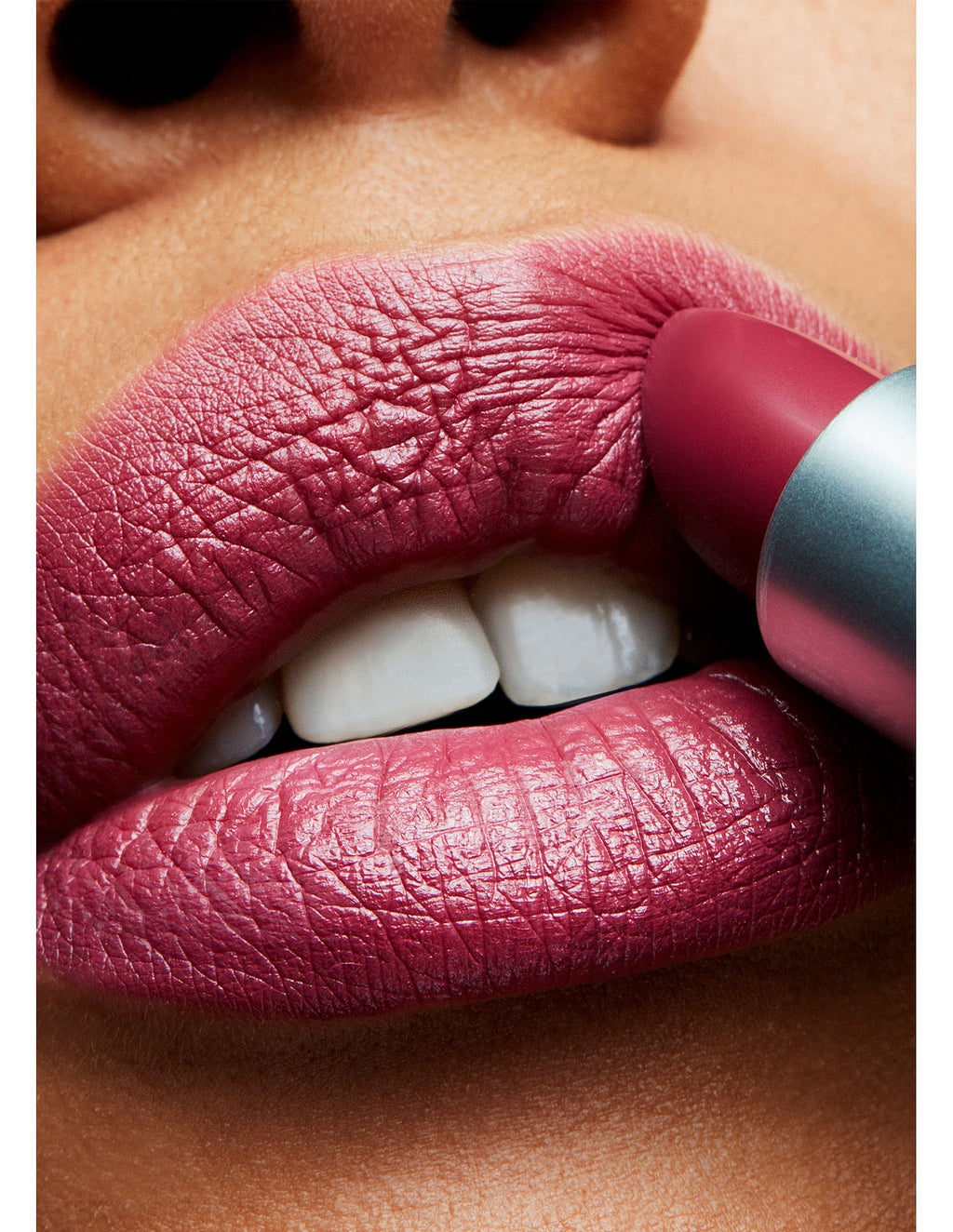 MAC Mini Mac Lipstick- Captive