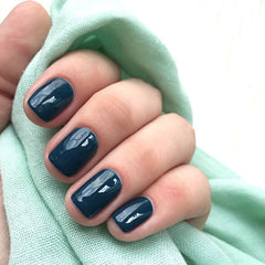 Essie Gel- Cliff Dive