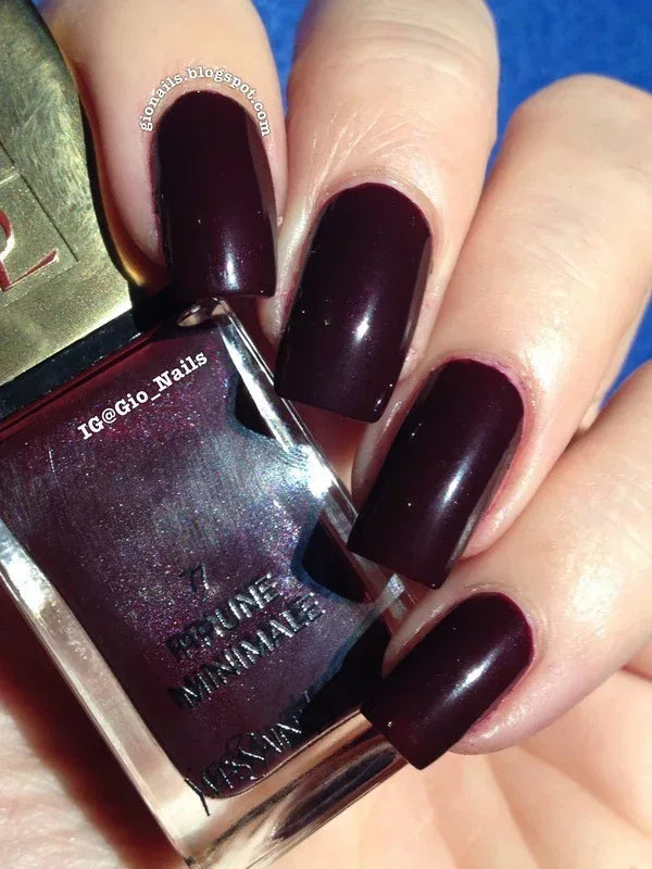 YVES SAINT LAURENT- La Laque Couture Nail Lacquer- 07 Prune Minimale - The Beauty League Pakistan
