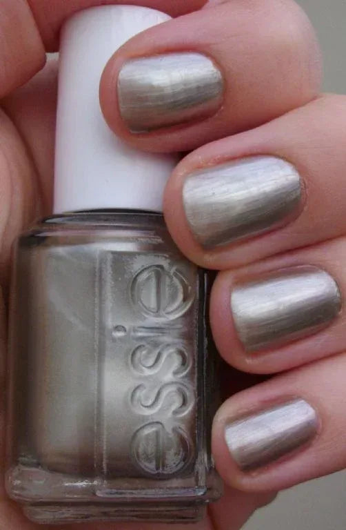 Essie- Steel-ing The Steel - The Beauty League Pakistan