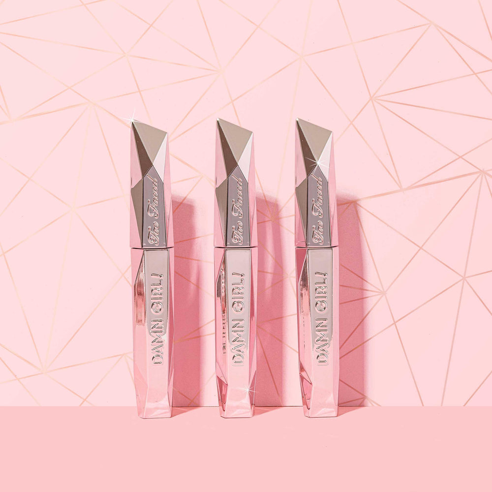 Too Faced- Damn Girl! 24-Hour Mascara Full Size - The Beauty League Pakistan