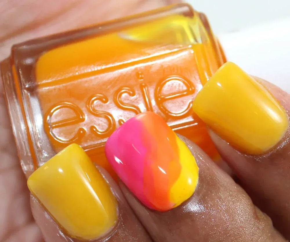 Essie- Muse Myself - The Beauty League Pakistan