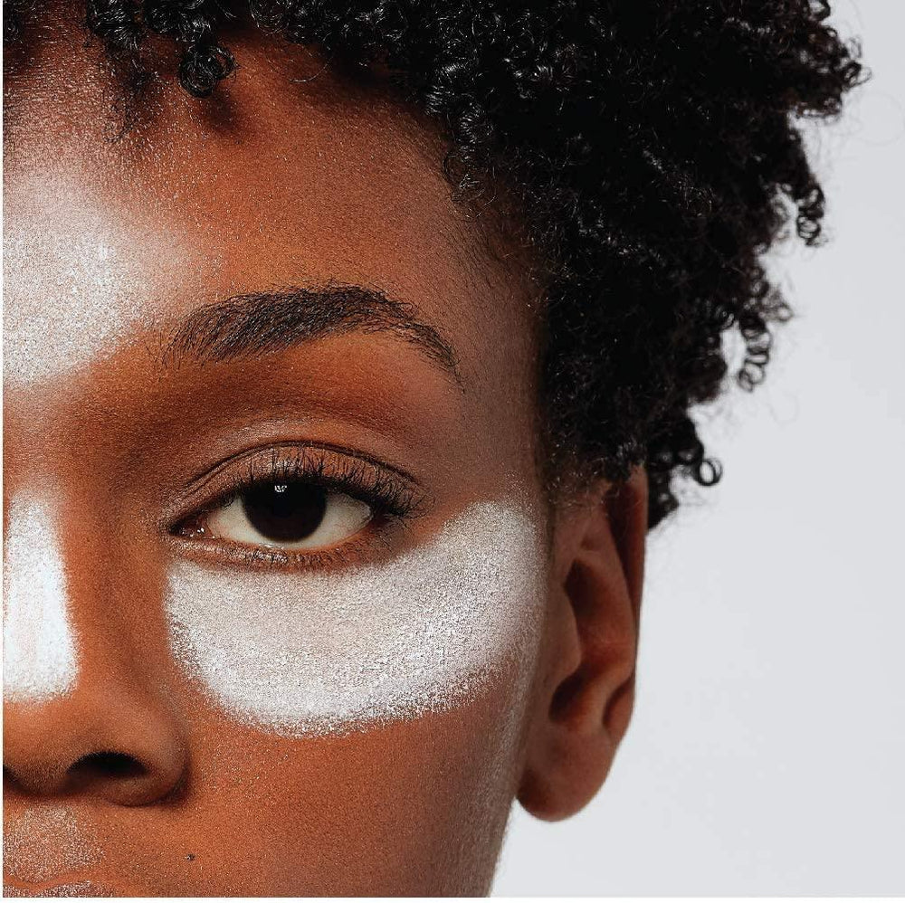 L'Oréal Paris Infallible Magic Loose Powder 1 Universal (CANADA) - The Beauty League Pakistan