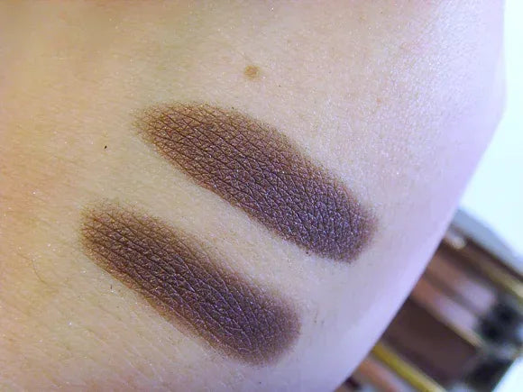 Clarins Ombre Mineral -12 Aubergine - The Beauty League Pakistan