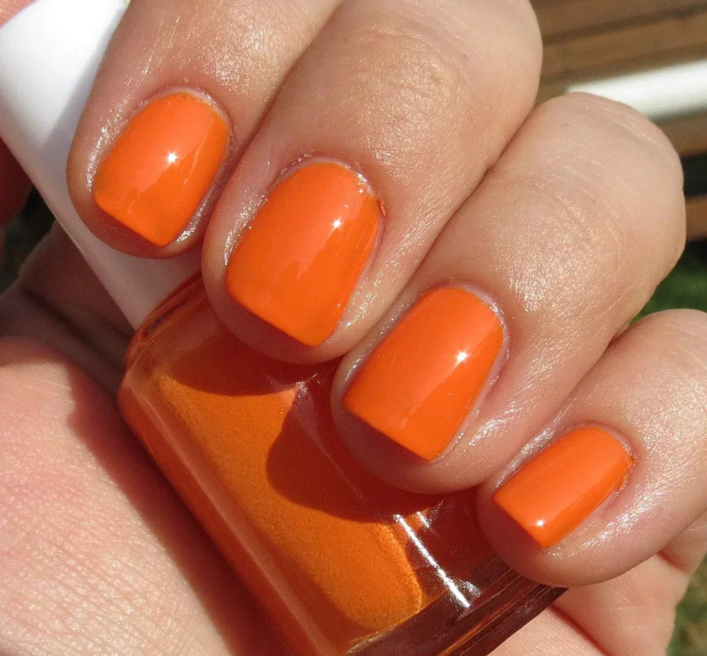 Essie-Fear or Desire - The Beauty League Pakistan