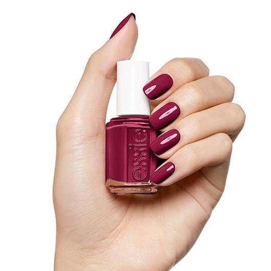 Essie- Plumberry - The Beauty League Pakistan