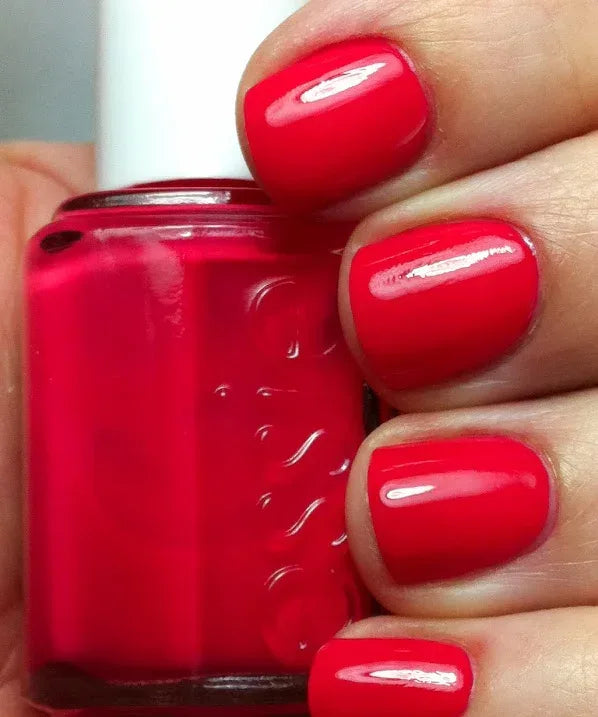Essie- Canyon Coral - The Beauty League Pakistan