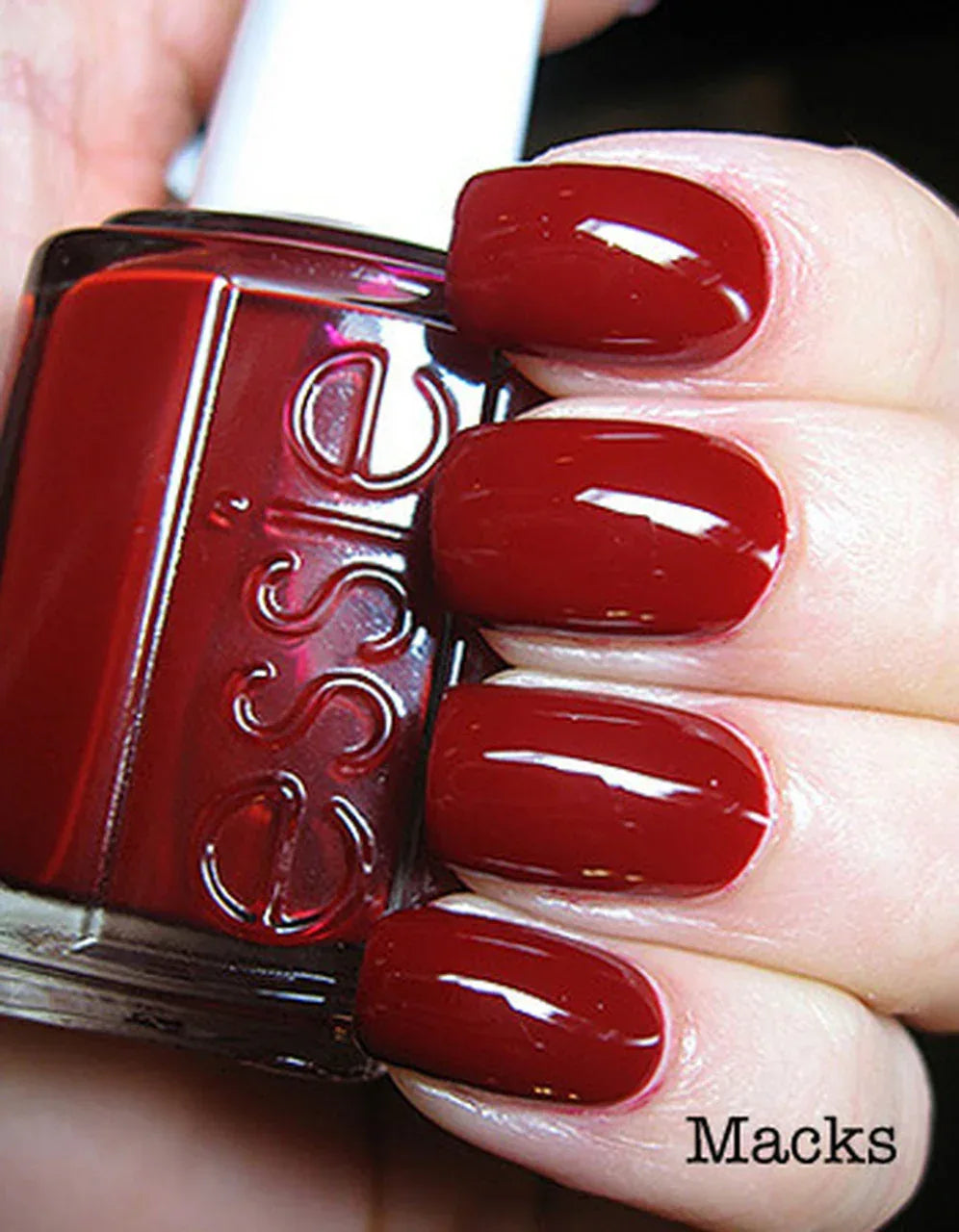 Essie- Macks - The Beauty League Pakistan
