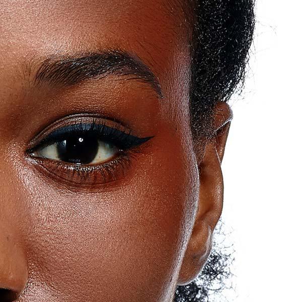 L'ORÉAL PARIS- X KARL LAGERFELD MATTE EYELINER - The Beauty League Pakistan