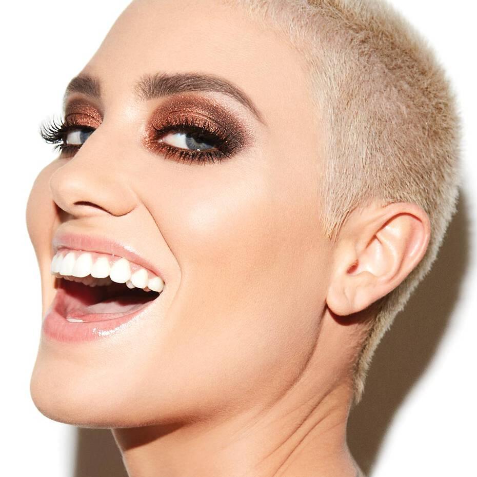 Urban Decay- Naked Reloaded Eyeshadow Palette - The Beauty League Pakistan