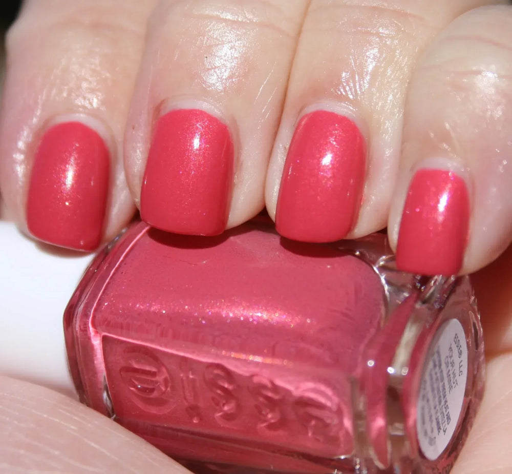 Essie- Your Hut Or Mine - The Beauty League Pakistan