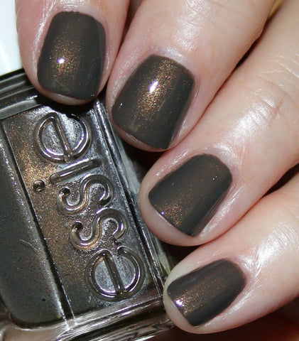 Essie- Armed And Ready