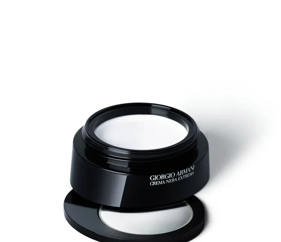 Giorgio Armani Crema Nera Light-Reviving Eye Cream - The Beauty League Pakistan