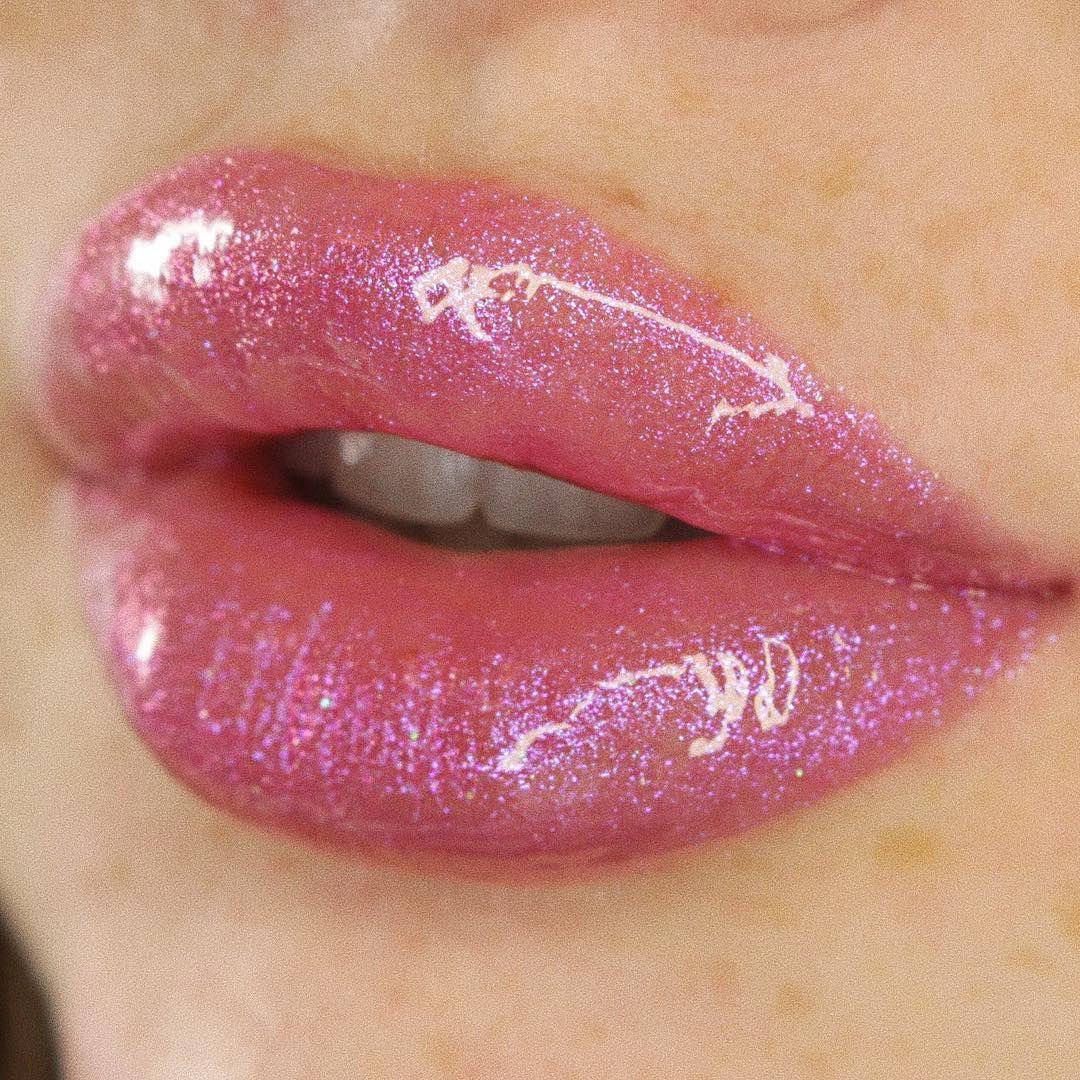 Too Faced- Rich & Dazzling High-Shine Sparkling Lip Gloss- Raisin The