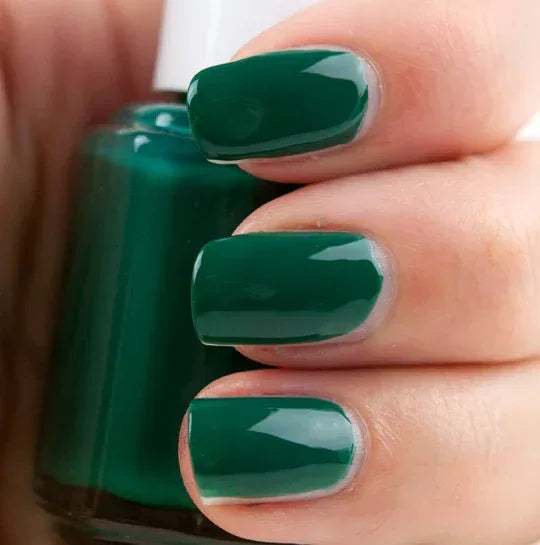 Essie- Going Incognito - The Beauty League Pakistan