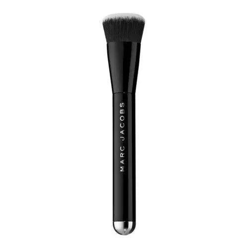 Marc Jacob-The Shape Contour and Blush Brush No. 15 - The Beauty League Pakistan