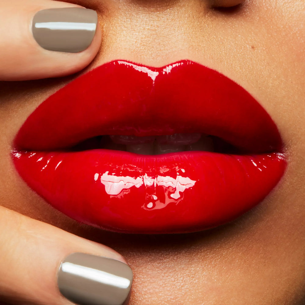 MAC-Patent Paint Lip Lacquer- Latex Love - The Beauty League Pakistan