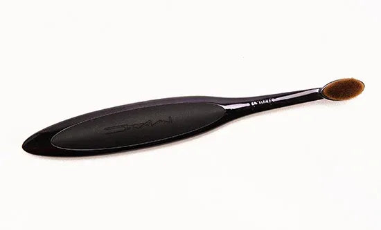 MAC- Oval Brush 3 Shading/Blending/Contour Brush - The Beauty League Pakistan