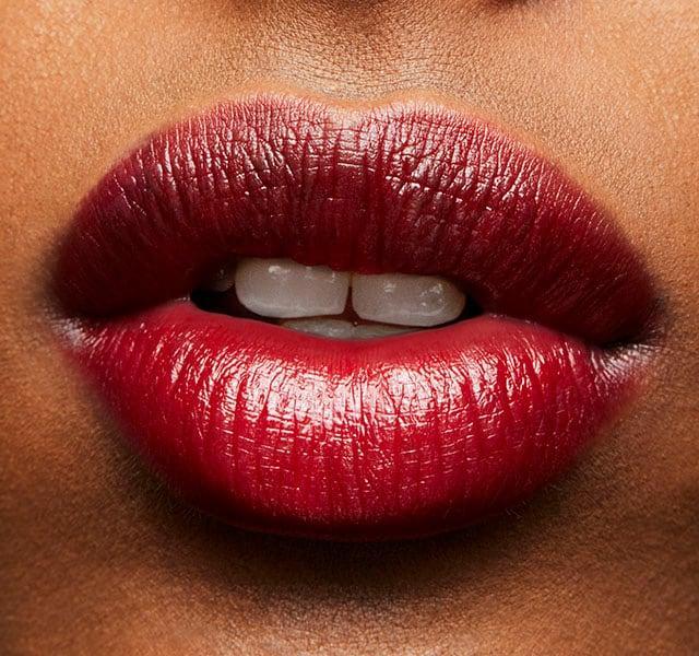 Mac Lustre Lipstick- Cockney - The Beauty League Pakistan