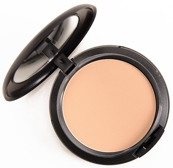 MAC Nw-25 STUDIO FIX POWDER PLUS FOUNDATION