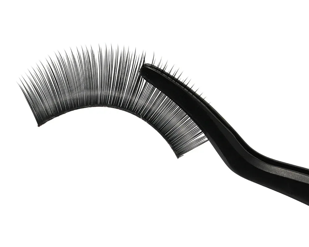 MAC- Lash Applicator - The Beauty League Pakistan