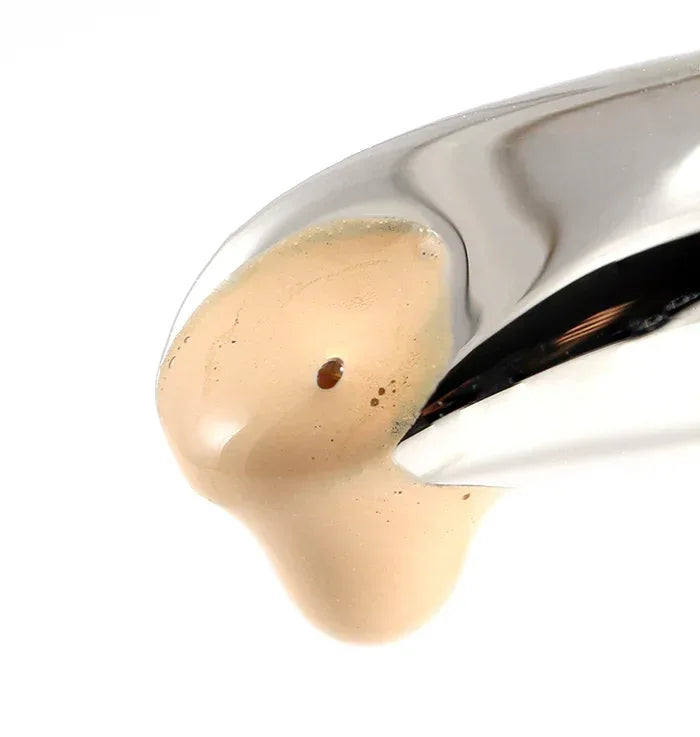 Marc Jacob- Remedy Concealer Pen- 02 Wake Up Call - The Beauty League Pakistan